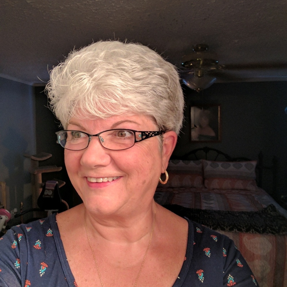 Meet your Posher, Catherine